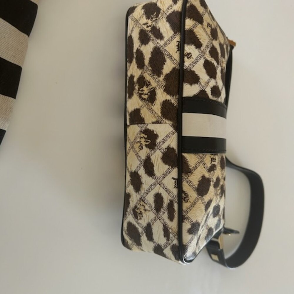 HANDBAG - Picture 6 of 7